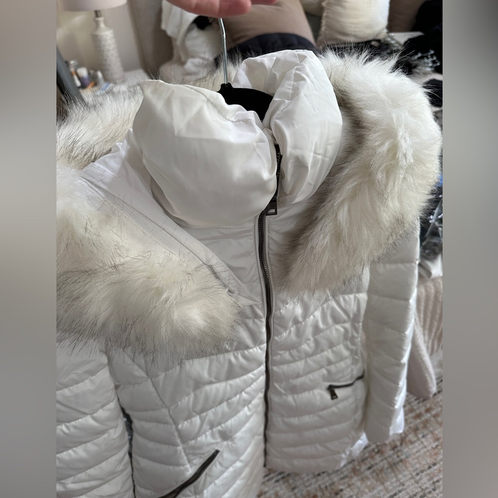 Laundry by Shelli Segal Women's Faux-Fur-Trim Hooded Puffer Coat size M - Picture 8 of 13